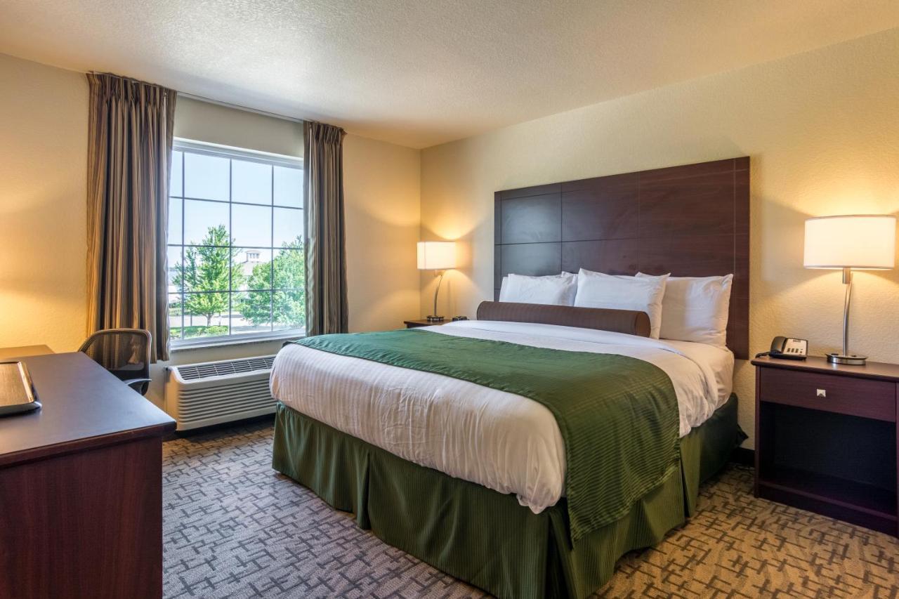 Cobblestone Hotel & Suites - Erie Bagian luar foto