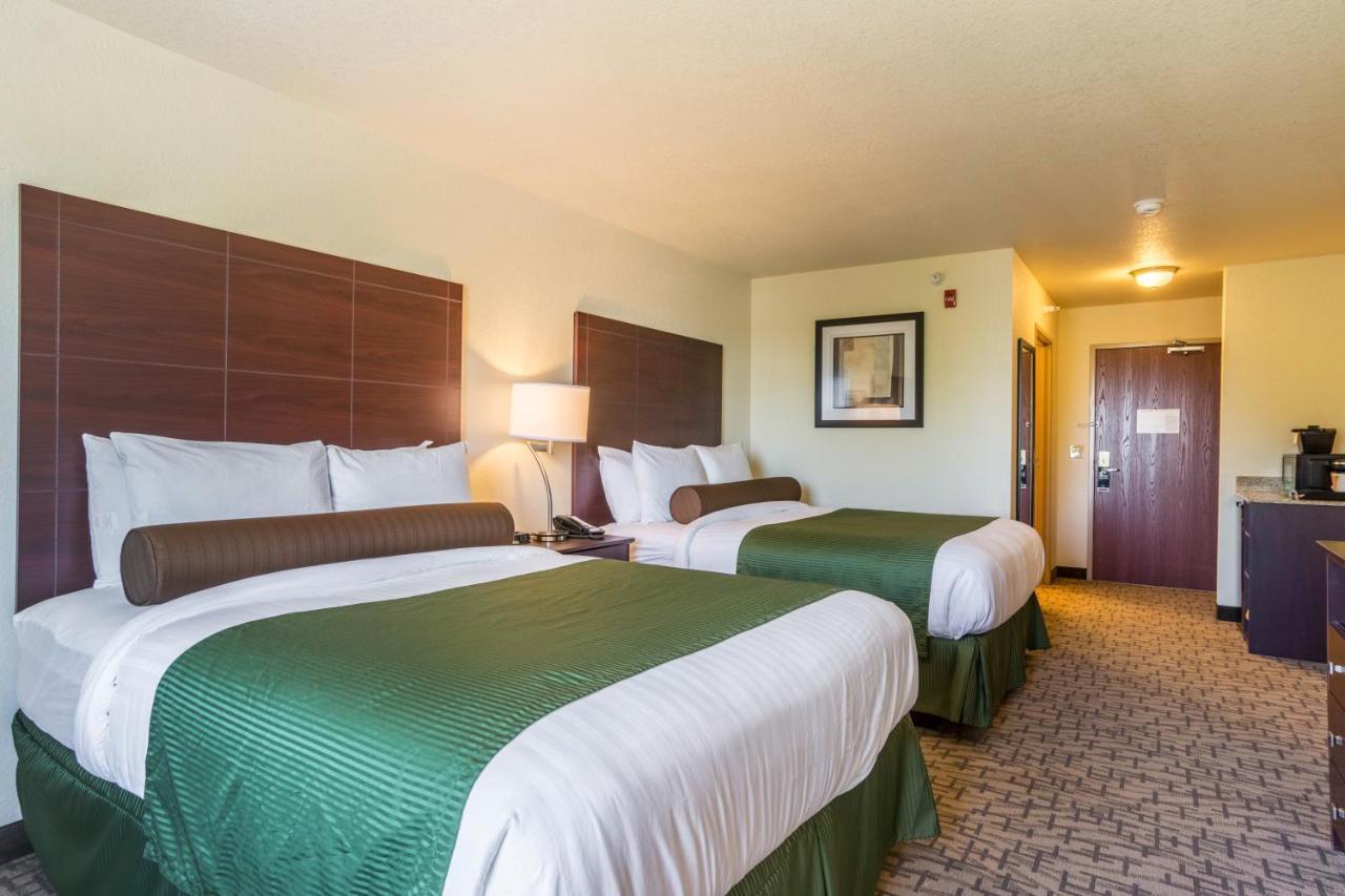 Cobblestone Hotel & Suites - Erie Bagian luar foto