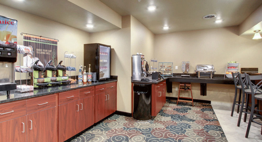Cobblestone Hotel & Suites - Erie Bagian luar foto